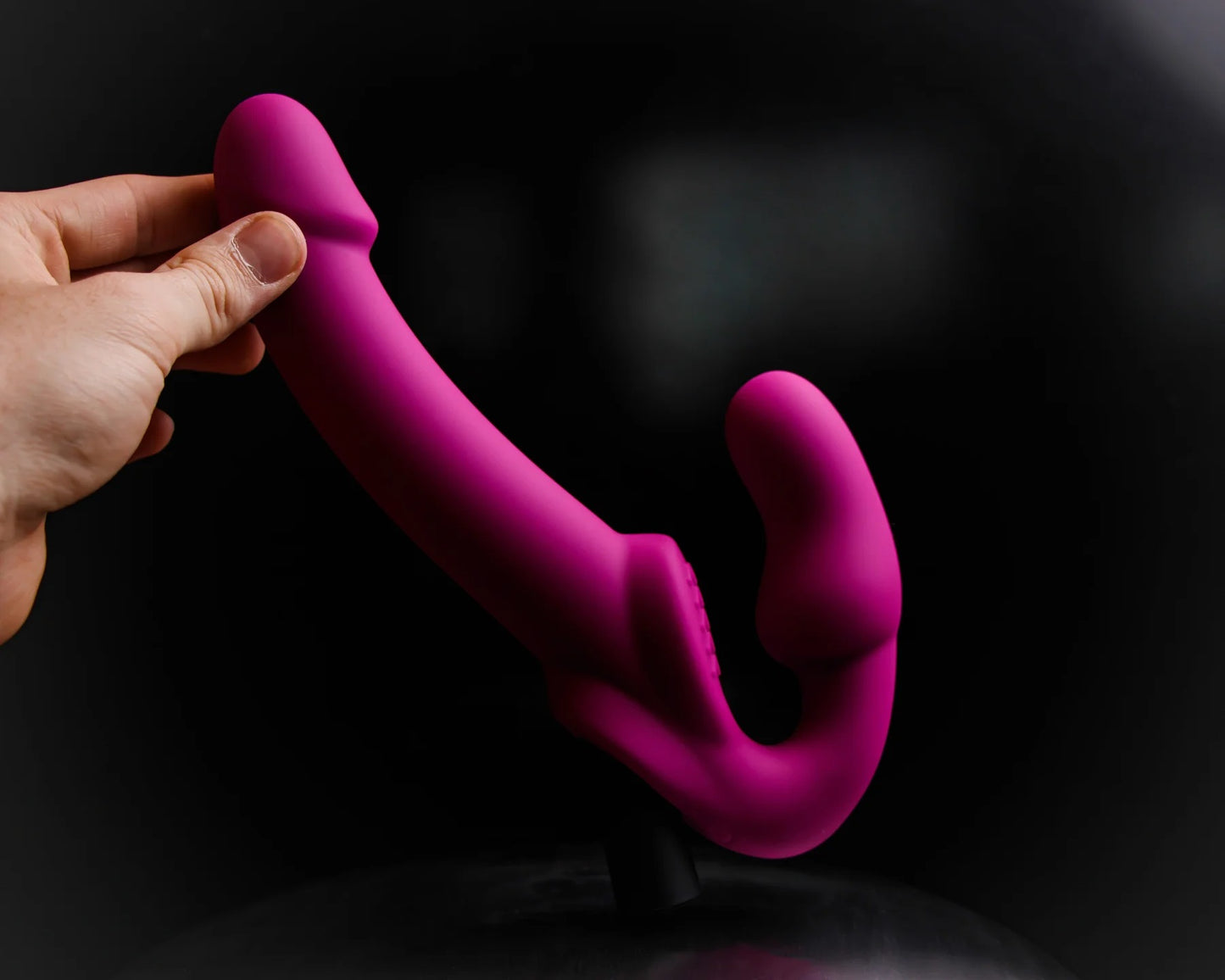 Vibrador Lesbico Dildo Strapless Strap-on Silicone Temptasia - Estella - Strapless Silicone Dildo - Pink 15cm