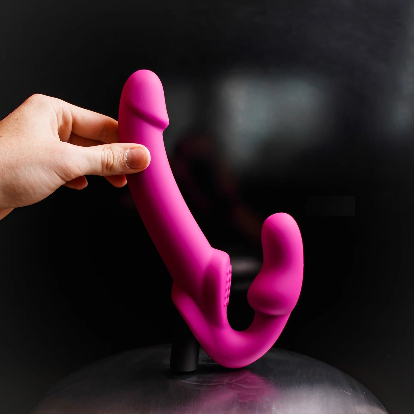 Vibrador Lesbico Dildo Strapless Strap-on Silicone Temptasia - Estella - Strapless Silicone Dildo - Pink 15cm
